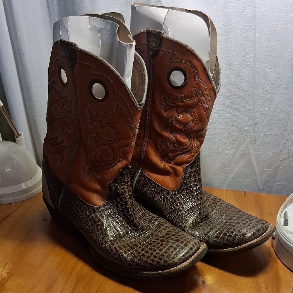 Ariat Cowboy Boots Size 6